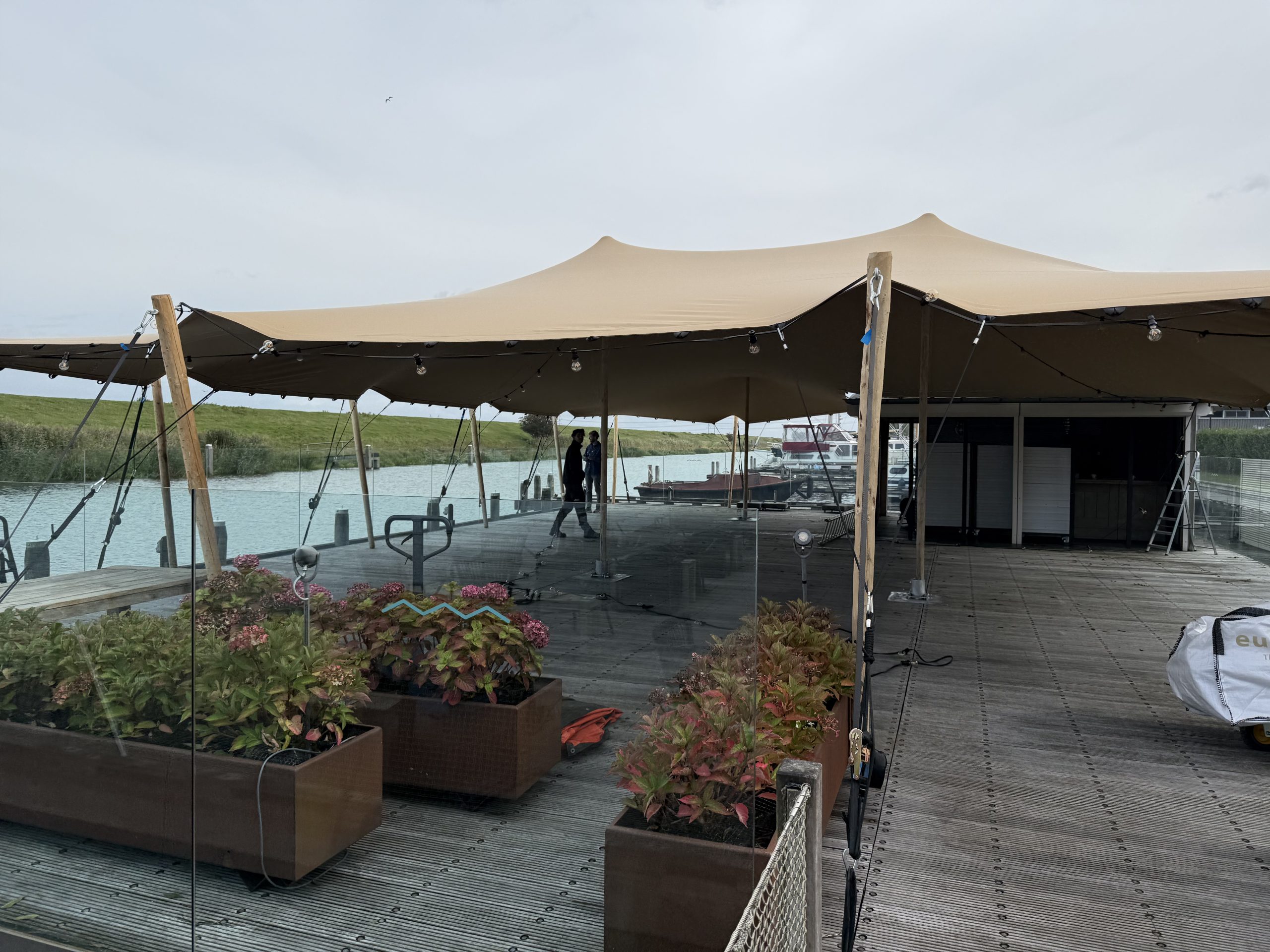 Overkapping terras restaurant