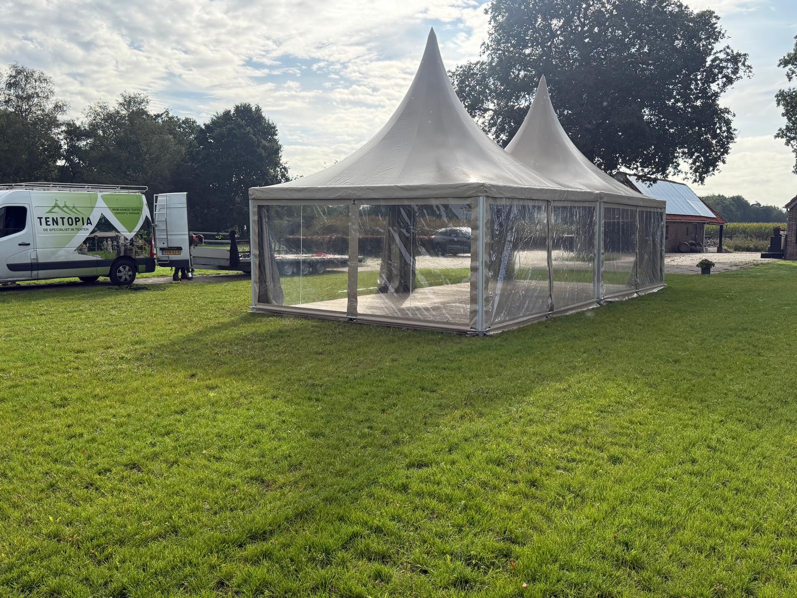Pagode tent 5 x 5 transparante zijwand